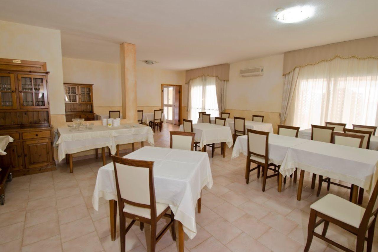 A.I.R. Hotel Gabbiano Isola Rossa Luaran gambar