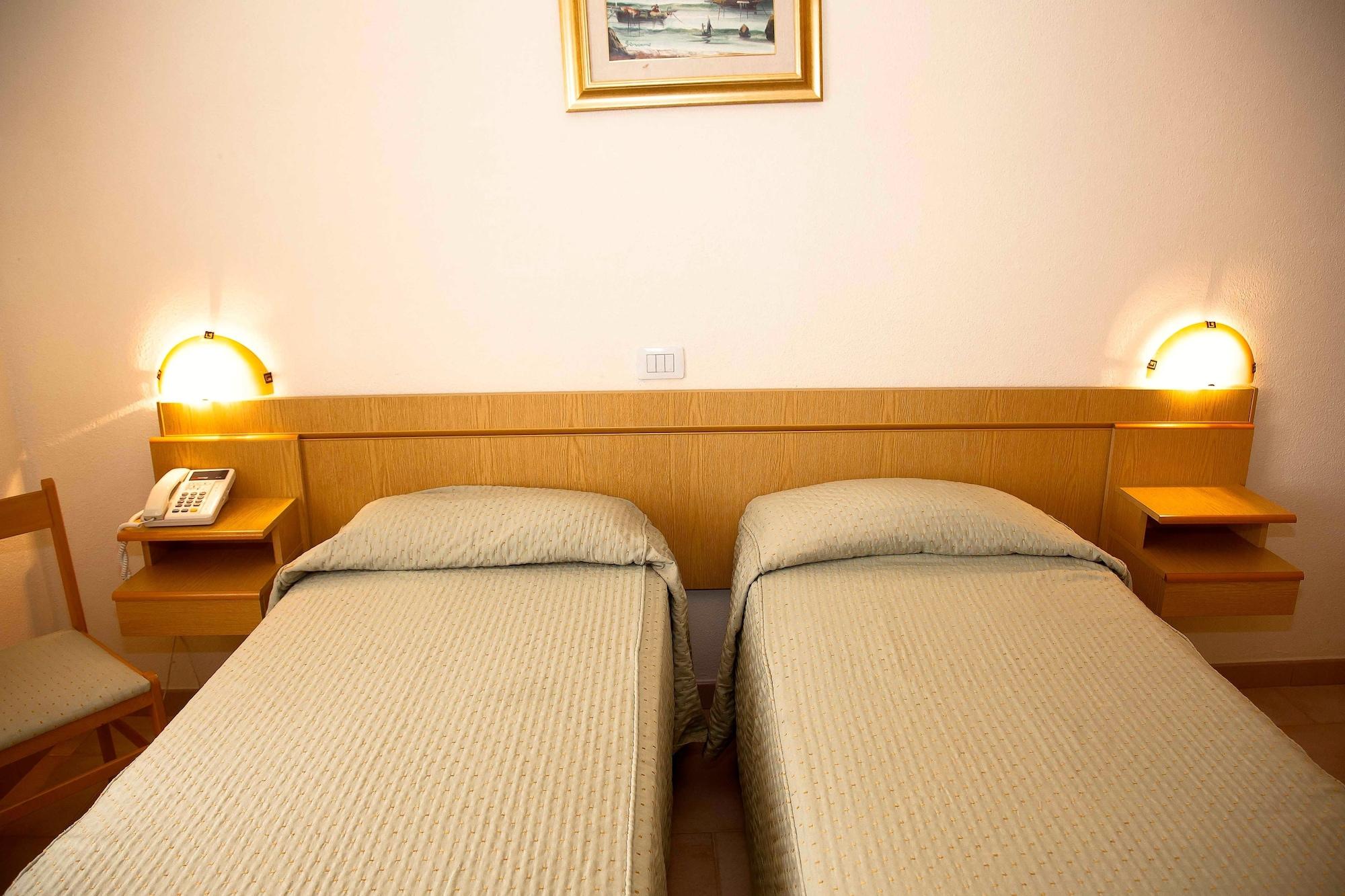 A.I.R. Hotel Gabbiano Isola Rossa Luaran gambar