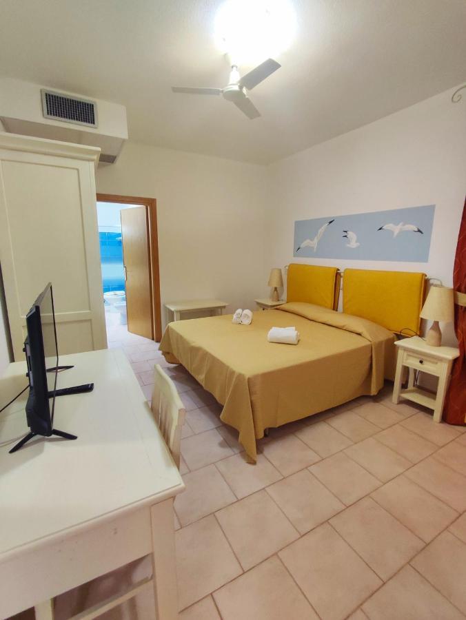 A.I.R. Hotel Gabbiano Isola Rossa Luaran gambar